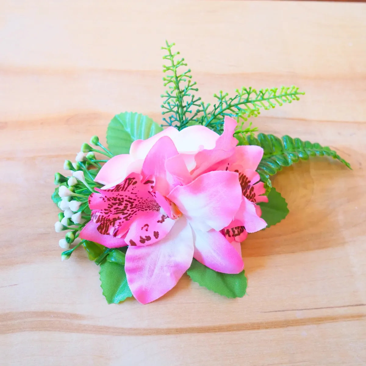 Kaia light pink tropical flower hair clip